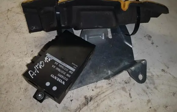 Volvo V70 Tailgate/trunk control unit/module 31218393