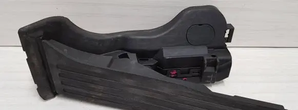 Volkswagen PASSAT B6 Accelerator throttle pedal 1K1723503L 6PV00860001 1035205