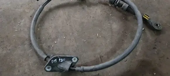 Volvo S80 Gear shift cable linkage 