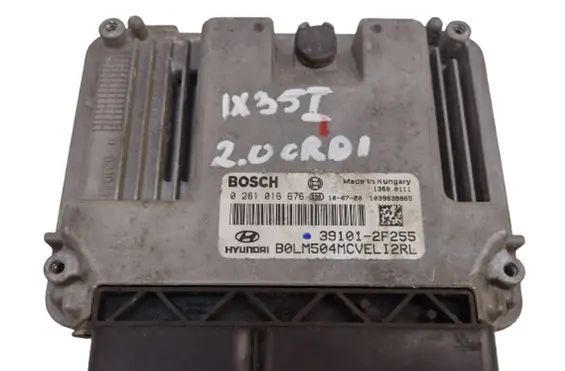 Hyundai ix35 Engine control unit/module ECU 391012F255 0281016676