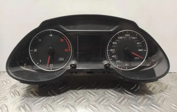 Audi Q5 SQ5 Speedometer (instrument cluster) 8R0920980L 8R0920980 JM225H4A