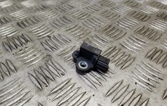 Nissan X-Trail T32 Airbag deployment crash/impact sensor 988303RA0A
