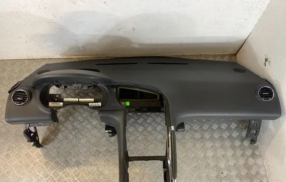Peugeot 3008 I Dashboard 9685506177 9685481677 3190101