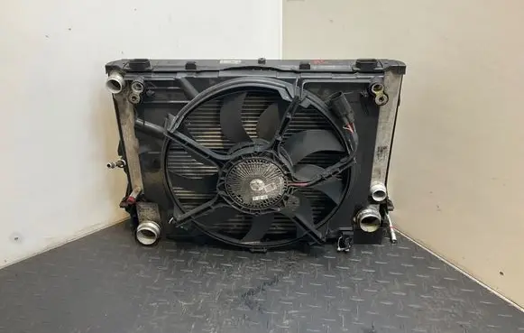 BMW 5 E60 E61 Radiator set 7795879 E9992003 77260116