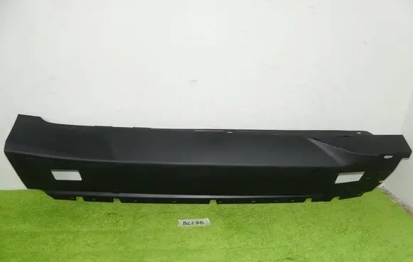 BMW i3 Front sill (body part) 7368598 51757368598