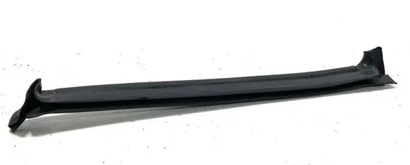 BMW X3 E83 Engine compartment rubber 8215887E 8215887