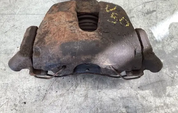 Volvo V50 Front brake caliper