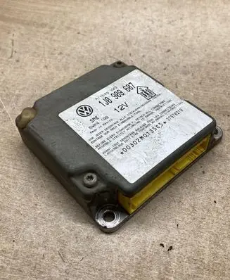 Volkswagen PASSAT B5 Airbag control unit/module 1J0909607