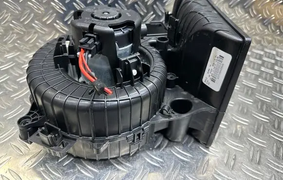 Renault Zoe Heater fan/blower Z9715004