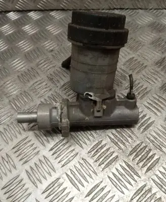 Volvo S40, V40 Master brake cylinder 310052