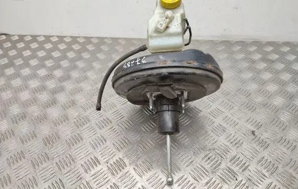 Skoda Roomster (5J) Brake booster 6R1614105H