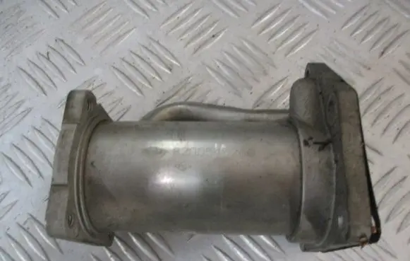 Renault Modus EGR valve cooler 8200545260