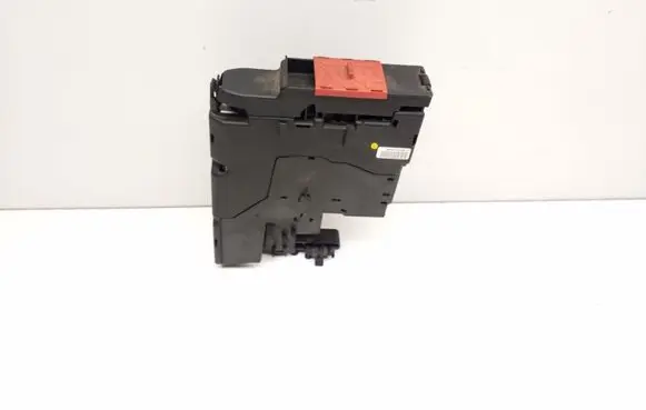 Mercedes-Benz C W204 Fuse module A2075402750