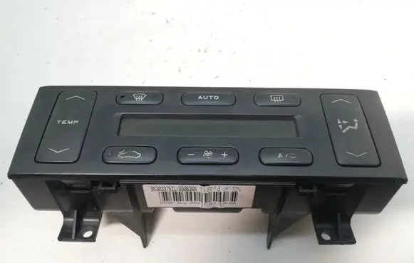 Peugeot 406 Interior fan control switch 658636N