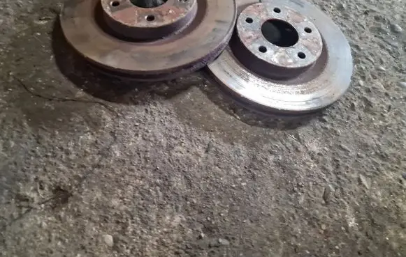 Nissan X-Trail T31 Front brake disc