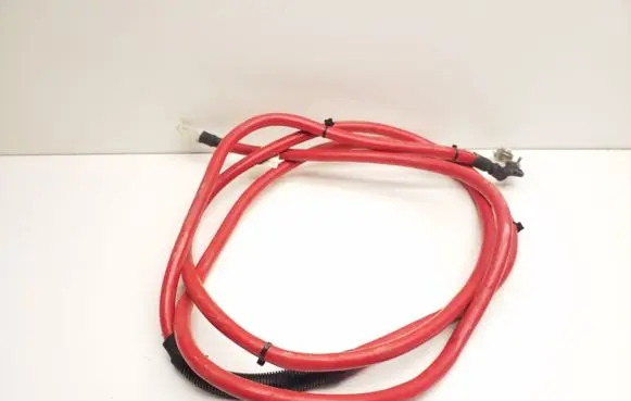 Mercedes-Benz E W212 Positive cable (battery) A2124400641