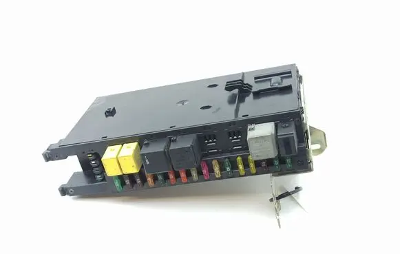 Mercedes-Benz C W203 Fuse module 2035453101