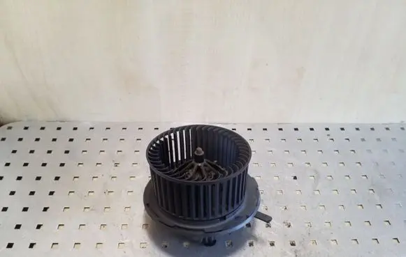 Volkswagen Caddy Heater fan/blower 1K1819015