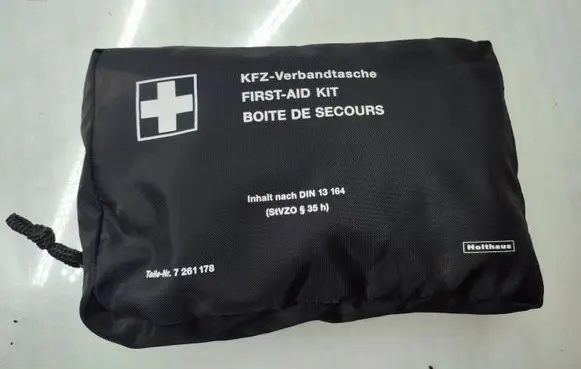 BMW X3 F25 First aid kit 7261178