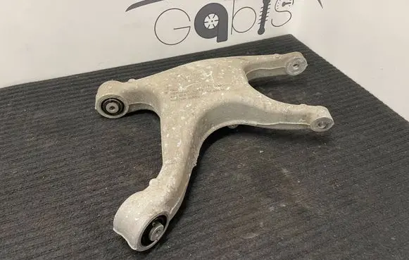Porsche Macan (95B) Rear upper control arm/wishbone 8R0505312F