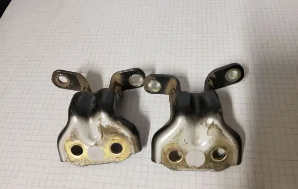 KIA Sorento Front door hinge set 