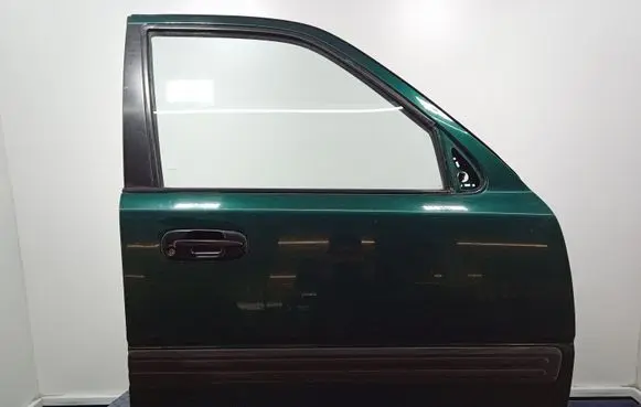 Honda CR-V Front door