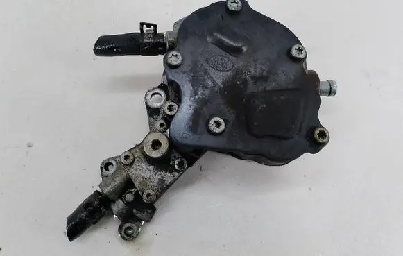 Audi A3 S3 8P Vacuum pump 038145209E