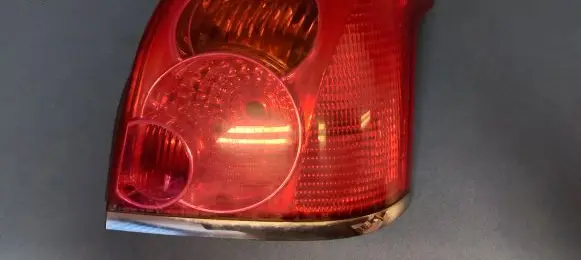 Toyota Avensis T250 Rear/tail lights RS102