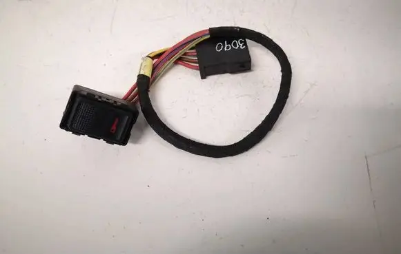 Audi A3 S3 8L Central locking switch button 8L0962107A