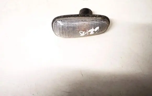 Opel Zafira A Front fender indicator light