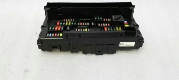 BMW 5 F10 F11 Fuse module 9252815