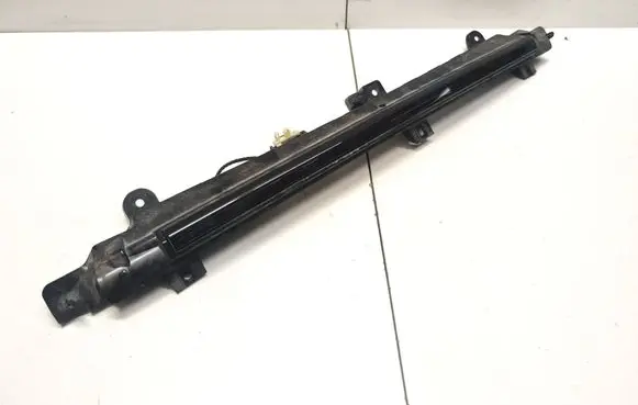 Land Rover Defender Third/center stoplight C95YX L8B213A613 8B213A613