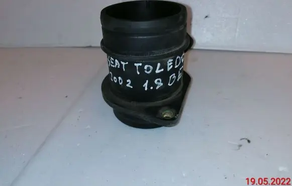 Seat Toledo II (1M) Mass air flow meter 0280218060