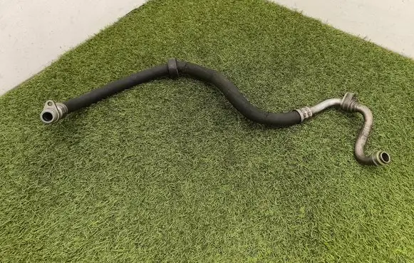 Mercedes-Benz S AMG W221 Gearbox oil cooler pipe/hose A2215001372