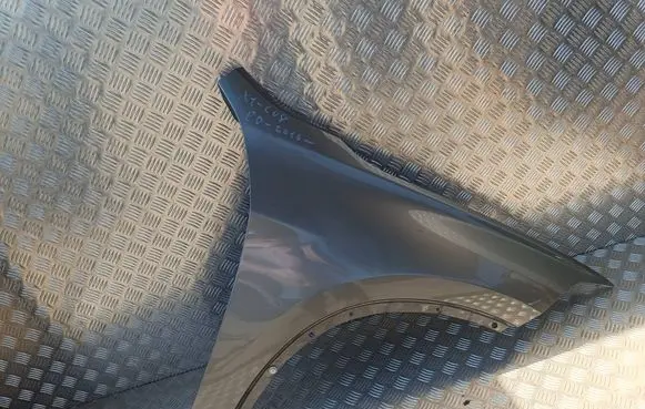 BMW X1 F48 F49 Fender
