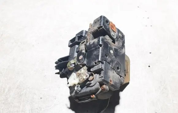 Audi A6 S6 C5 4B Front door lock