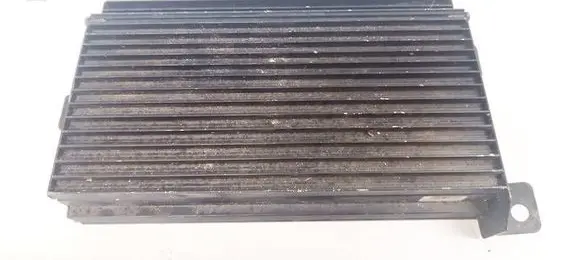 Jeep Cherokee Sound amplifier 