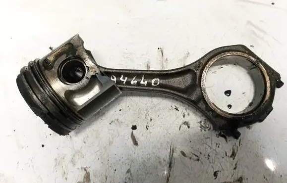 Audi A4 S4 B5 8D Piston with connecting rod 058F