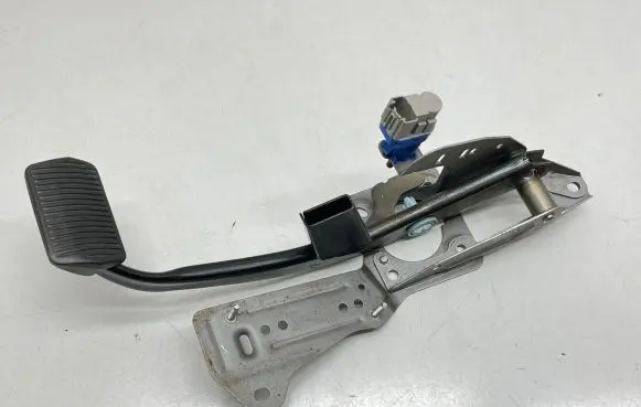 Volvo V40 Cross country Brake pedal 31445638