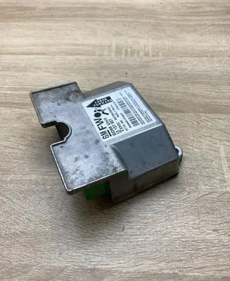 Opel Zafira B Airbag control unit/module 13137907