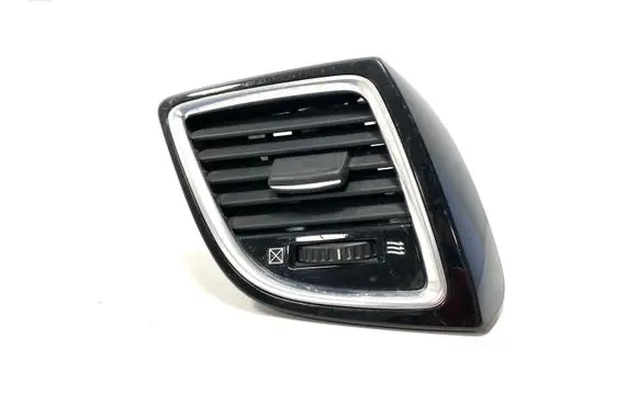 Mazda 3 II Dashboard side air vent grill/cover trim BHN164730 BHN264730 K3006