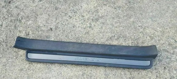 Toyota Avensis T250 Front sill trim cover 6791305050