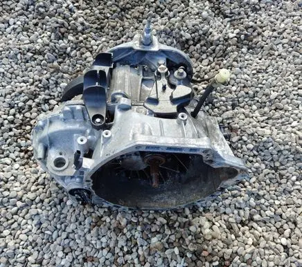 Renault Trafic III (X82) Manual 6 speed gearbox 320108718R C27036