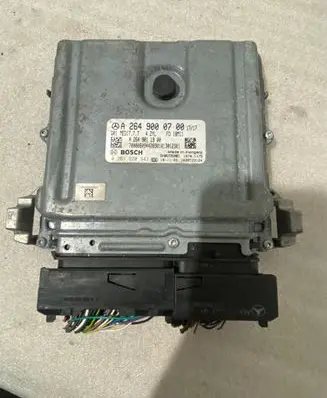 Mercedes-Benz C W205 Engine control unit/module A2649000700 1039T23124 A2649011900