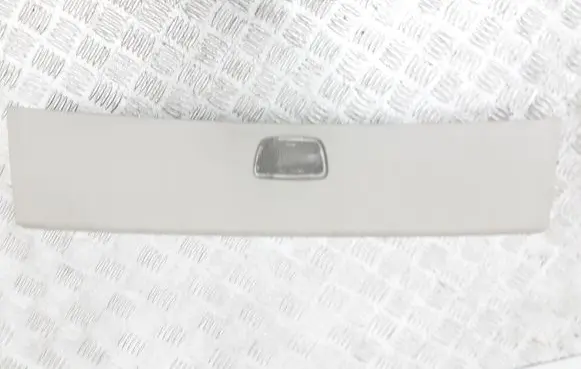 Other trunk/boot trim element