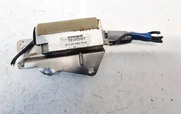 Honda Civic Antenna control unit 39155SMGE013M1