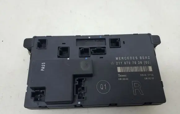 Mercedes-Benz E W211 Door control unit/module A2118707026