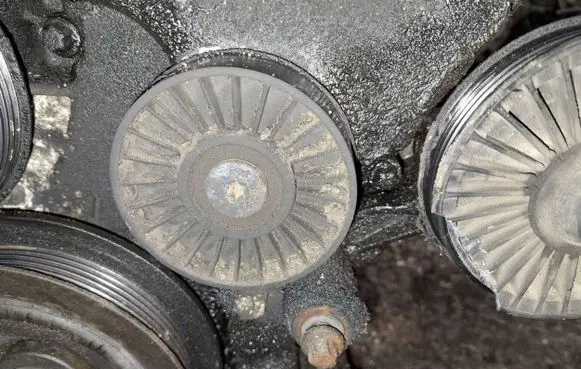 Opel Astra G Generator/alternator belt tensioner 