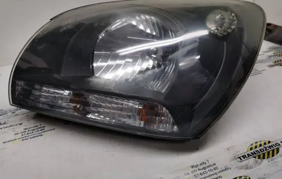 KIA Sportage Headlight/headlamp 921010Z010 1ED00978201