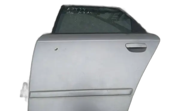 Audi A4 S4 B7 8E 8H Rear door pilkos